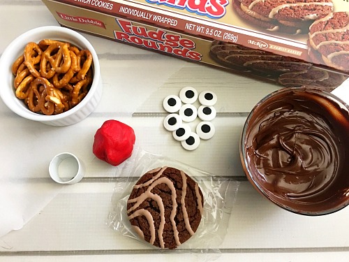 Biscotti rotondi di renna fondente 