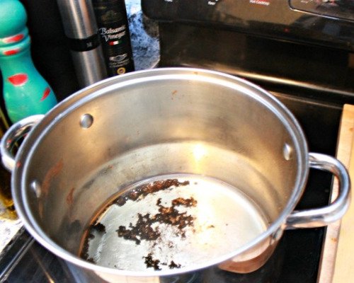 Expert Cookware Cleaning: 10 Effective Tips & Tricks