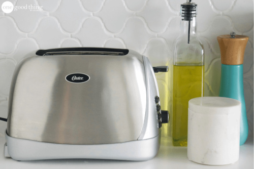 Expert Kitchen Cleaning: 15 Tips for a Germ-Free & Sparkling Kitchen