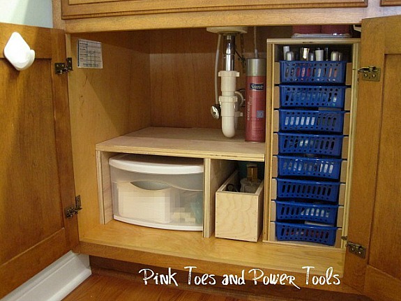 Small Bathroom Organization: 14 Space-Saving DIY Ideas