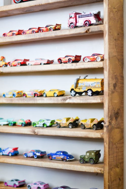 10 Creative DIY Toy Storage Ideas to Tame the Clutter