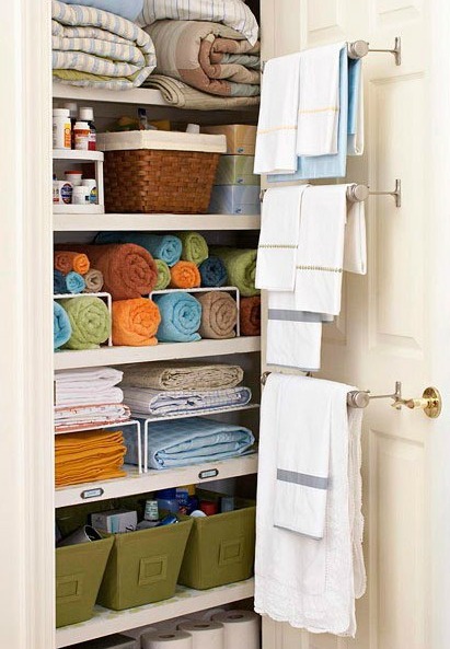 Maximize Linen Closet Space: Expert Organization Tips