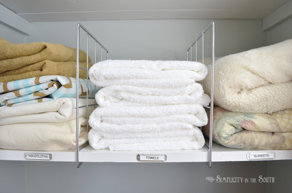 Maximize Linen Closet Space: Expert Organization Tips