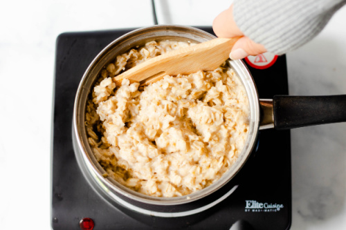Cozy Winter Oatmeal Recipe: A Warm & Easy Breakfast