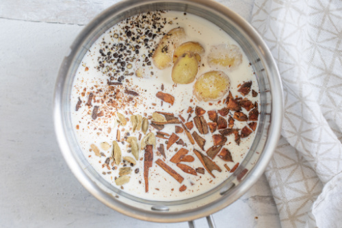 Low-Carb Chai Tea Latte Fat Bombs: A Delicious Indulgence