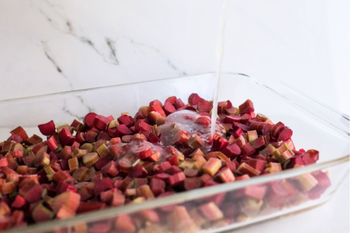 Classic Rhubarb Crumble Recipe: A Taste of Tradition