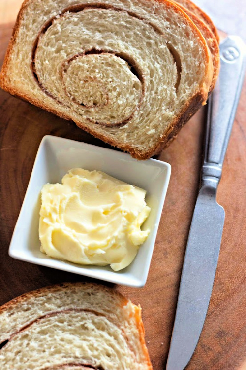 Easy Homemade Cinnamon Swirl Bread Recipe | Delicious & Moist