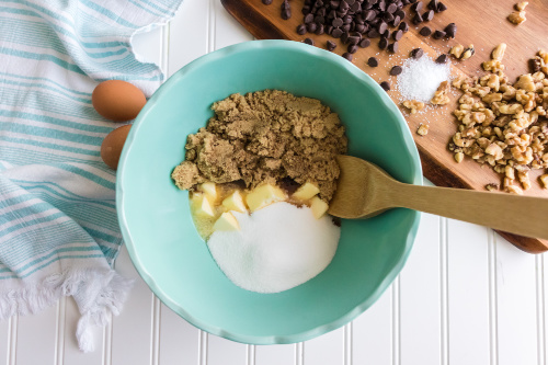 Easy Salted Caramel Cookie Bars Recipe | [Your Brand/Website Name]