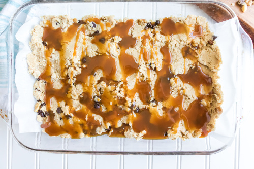 Easy Salted Caramel Cookie Bars Recipe | [Your Brand/Website Name]