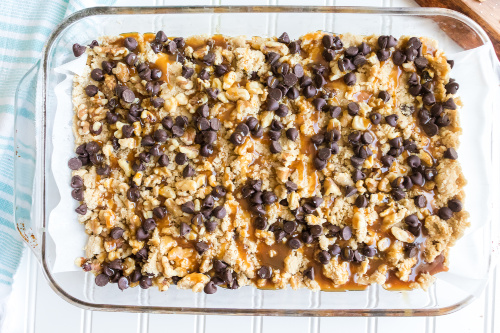 Easy Salted Caramel Cookie Bars Recipe | [Your Brand/Website Name]