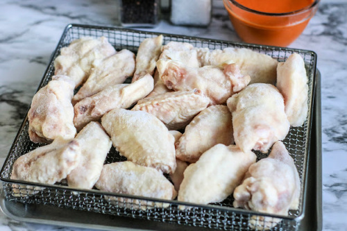 Easy Air Fryer Buffalo Chicken Wings Recipe | [Your Website Name]