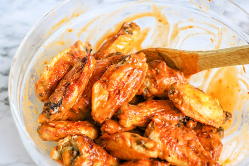 Easy Air Fryer Buffalo Chicken Wings Recipe | [Your Website Name]