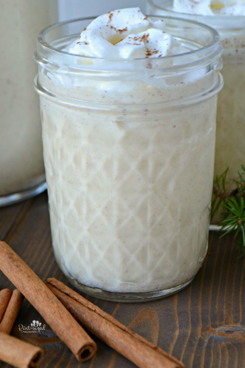 Festive Christmas Drinks: 20 Delicious Recipes for the Holidays