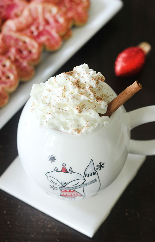 Festive Christmas Drinks: 20 Delicious Recipes for the Holidays