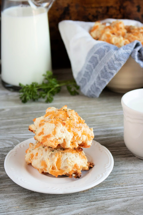 Homemade Cheddar Bay Biscuits: A Delicious Copycat Recipe