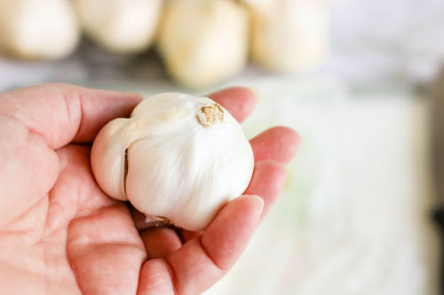 How to Make Perfect Roasted Garlic: A Simple Guide
