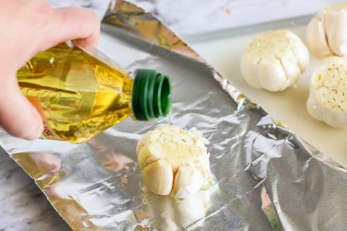 How to Make Perfect Roasted Garlic: A Simple Guide