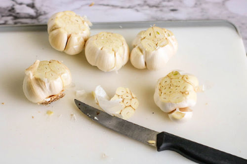 How to Make Perfect Roasted Garlic: A Simple Guide