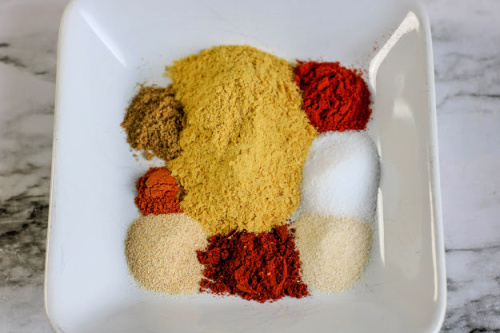 DIY Popcorn Gift Set: Homemade Seasonings for Movie Nights