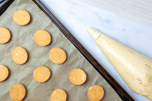 Mini Pumpkin Cheesecake Sandwich Cookies - Easy Fall Treat