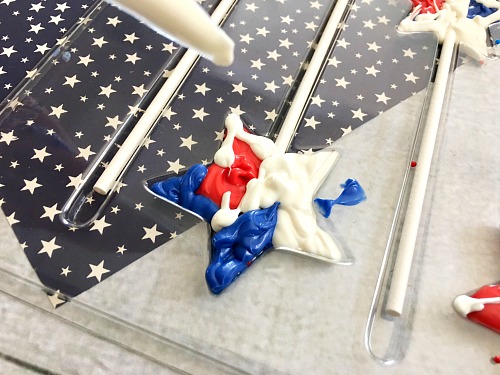 Patriotic Chocolate Star Pops: Easy Red, White & Blue Dessert for Memorial Day & 4th of July