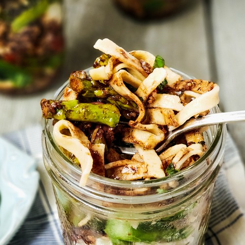 Asparagus Balsamic Fettuccine Salad in a Jar - Easy Spring Recipe