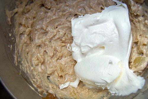 Easy No-Bake Caramel Apple Cheesecake Dip Recipe - Fall Favorite!