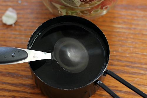 How to Make Homemade Apple Cider Vinegar: A Simple Guide