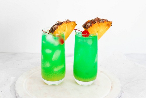 Refreshing Blue Hawaii Mocktail Recipe - Easy & Alcohol-Free