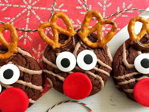 Easy Fudge Round Reindeer Cookies: A Semi-Homemade Christmas Hack