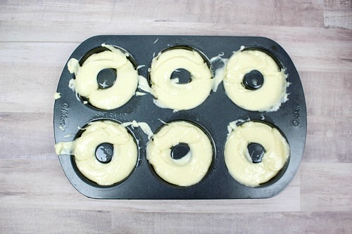 DIY Grinch Donuts: A Festive Christmas Treat!