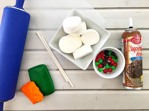 DIY Snowman Marshmallow Pops: A Festive Winter Activity
