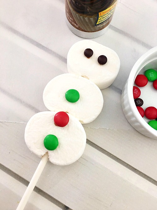 DIY Snowman Marshmallow Pops: A Festive Winter Activity