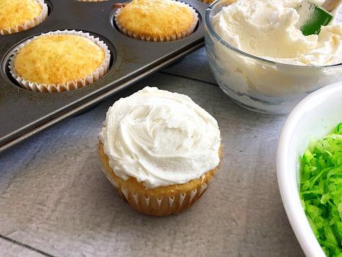 Easy Easter Cupcakes with Boxed Cake Mix: A Stress-Free Dessert