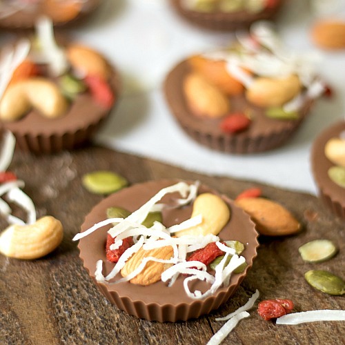 Easy No-Bake Chocolate Energy Bites | Healthy & Delicious Snack
