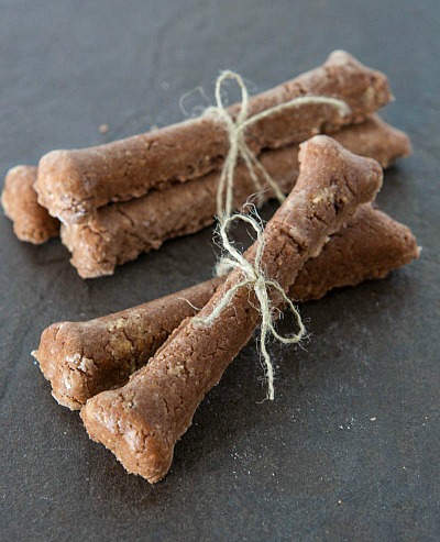 Healthy & Affordable Homemade Dog Treats: 15 Easy Recipes