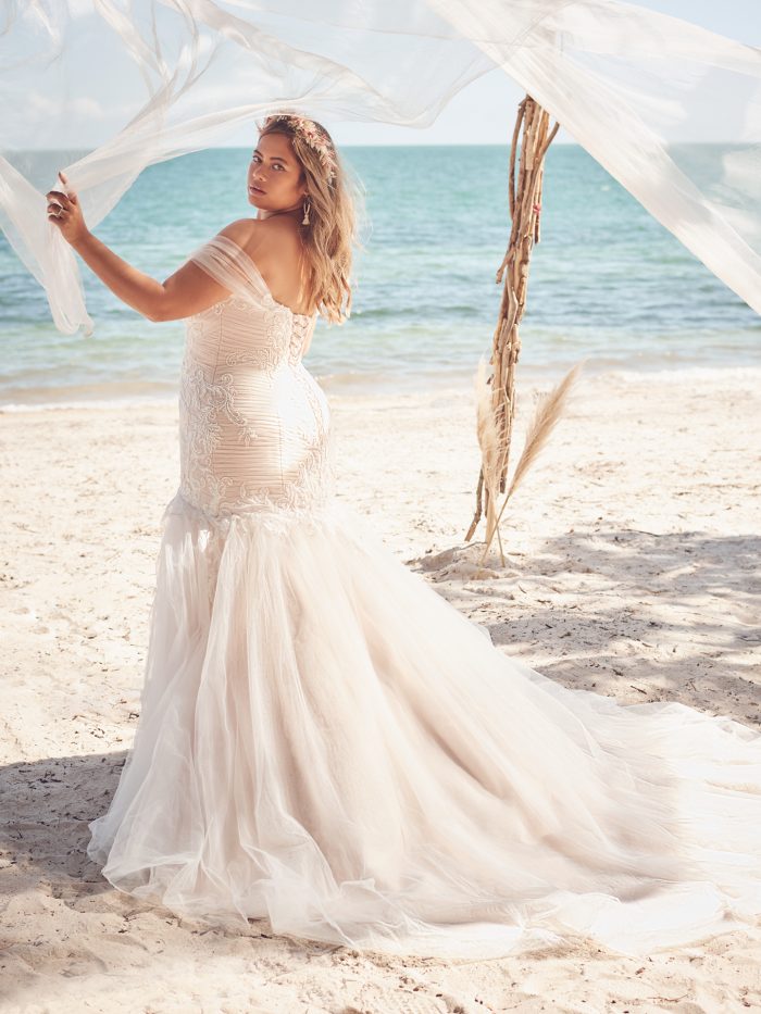 Strapless Wedding Dress Accessories: Styling Tips & Ideas