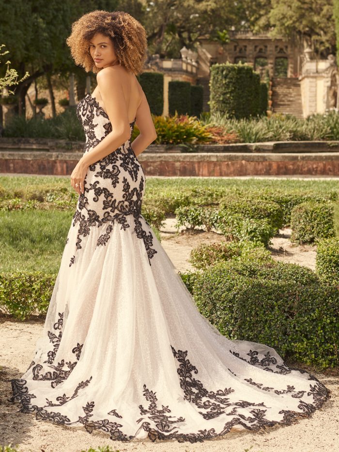 Strapless Wedding Dresses: Styles & Trends for Your Big Day | [Your Brand Name]
