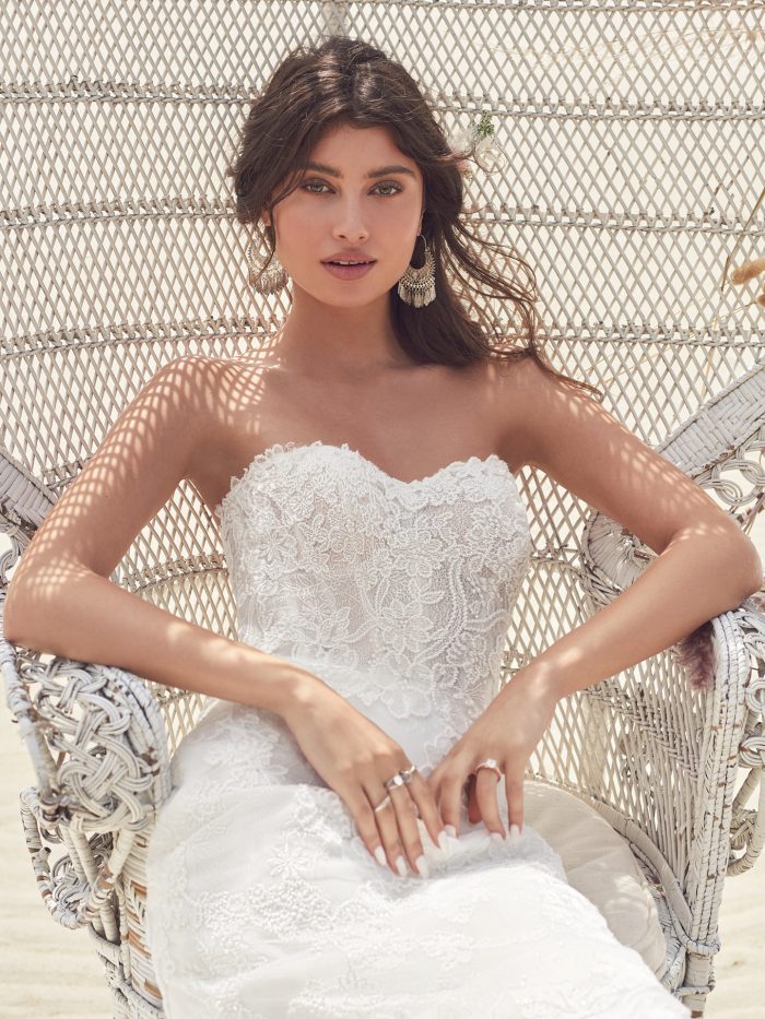 Strapless Wedding Dresses: Styles & Trends for Your Big Day | [Your Brand Name]