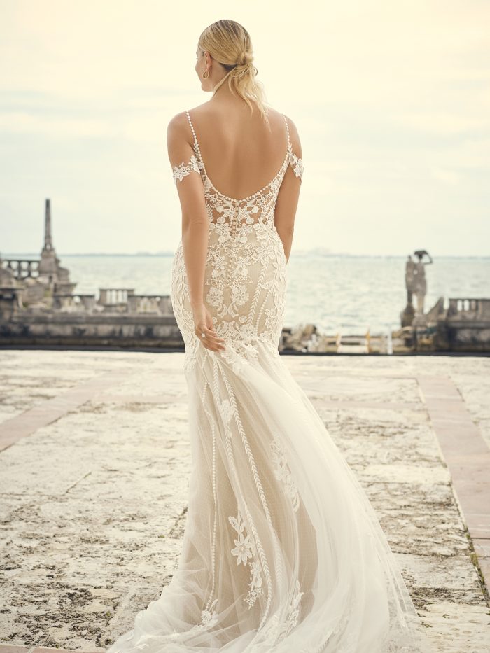 1970s Wedding Dresses: Vintage-Inspired Styles & Trends