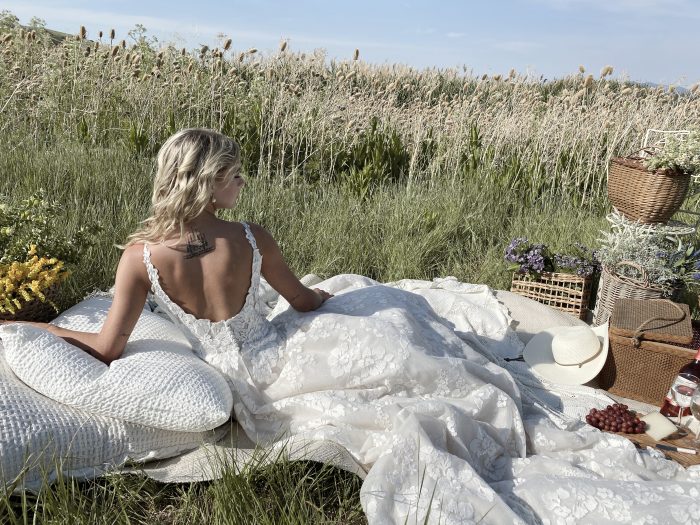 Cottagecore Wedding Dresses: Romantic & Bohemian Styles for 2024