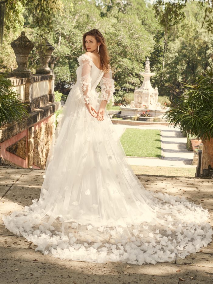 Cottagecore Wedding Dresses: Romantic & Bohemian Styles for 2024
