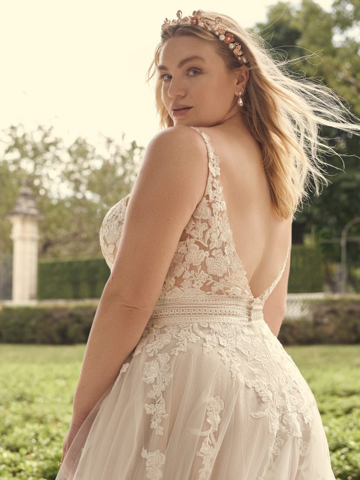 Wedding Dresses for Apple Shapes: Find Your Perfect Fit