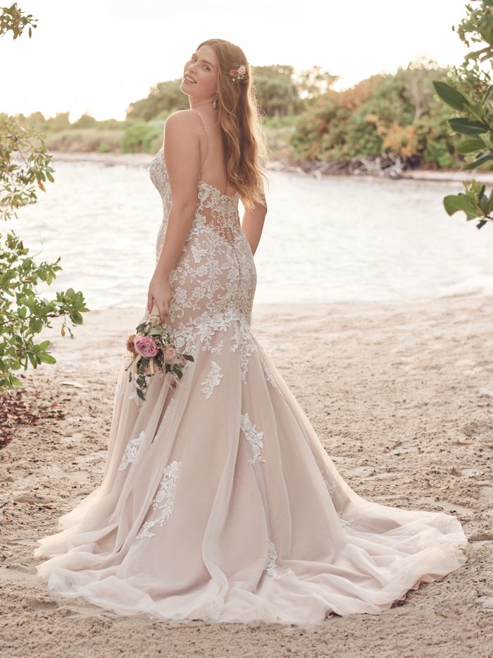 Flattering Fit-and-Flare Wedding Dresses for Athletic Figures | [Your Brand]