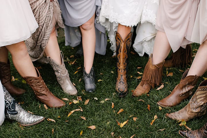 Rustic Country Wedding Inspiration: Pink Accents & Effortless Elegance