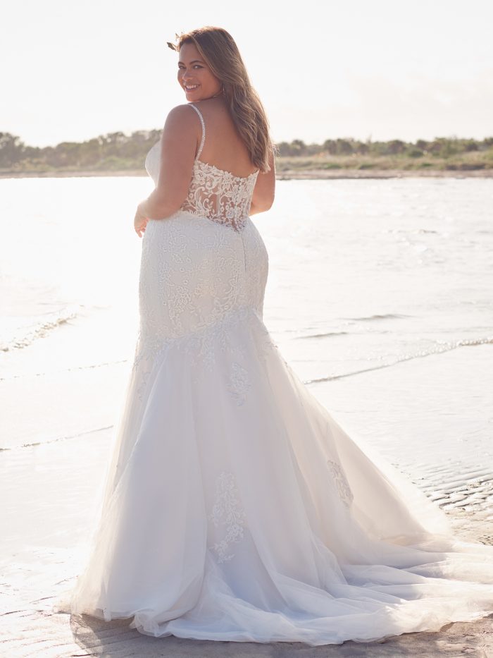 Wedding Dress Shopping: Embracing Body Positivity & Confidence