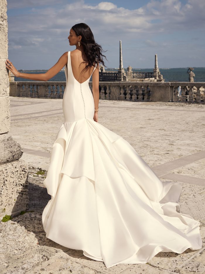 Maggie Sottero Fall 2021 Wedding Dress Trends | Bridal Guide