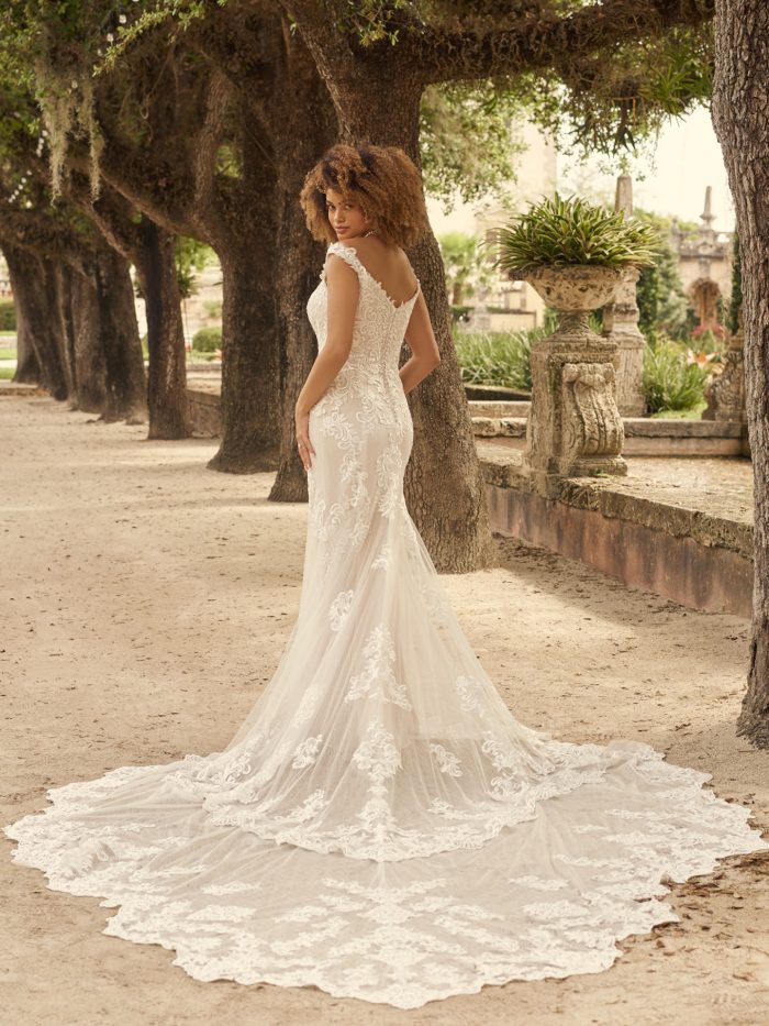 Maggie Sottero Fall 2021 Wedding Dress Trends | Bridal Guide