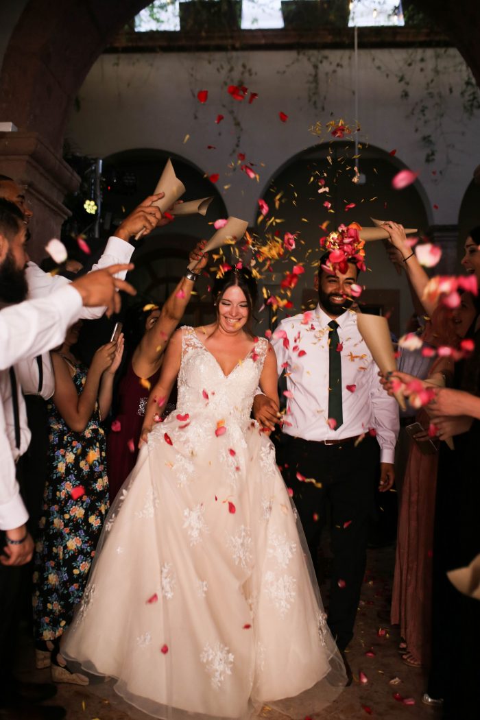 Finding Your Perfect Wedding Dress: A Comprehensive Guide