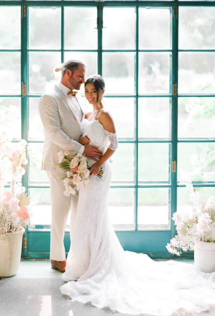 Bohemian Wedding Dresses: Elegant Manor Styled Shoot | Ruffled
